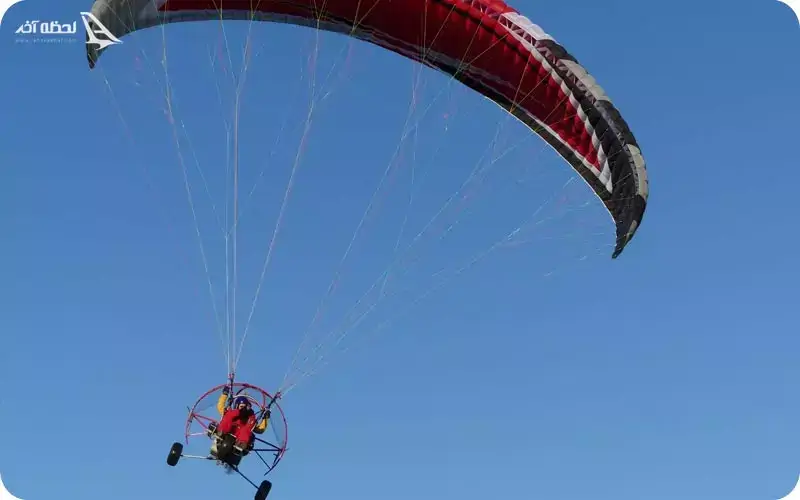 پاراگلایدر